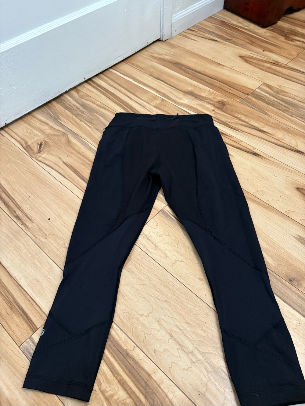 Lululemon black crop legging